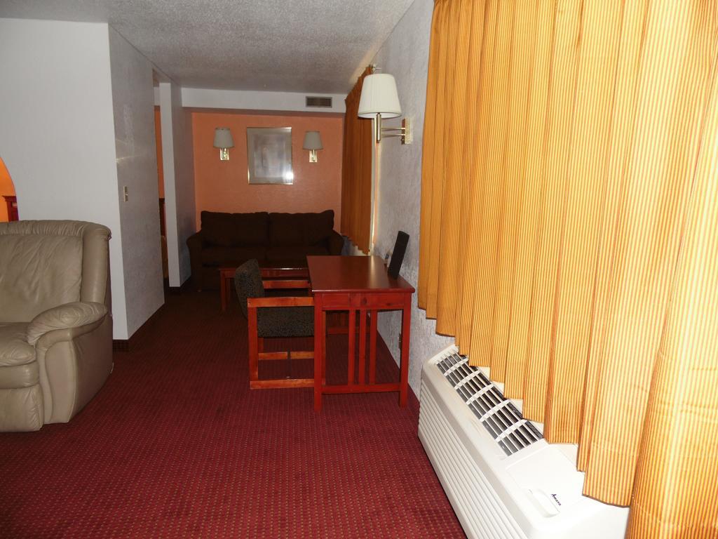 American Inn & Suites Boone Værelse billede