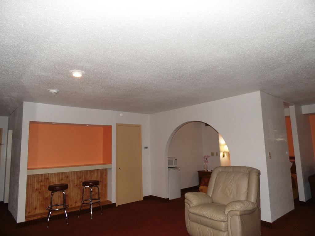 American Inn & Suites Boone Værelse billede