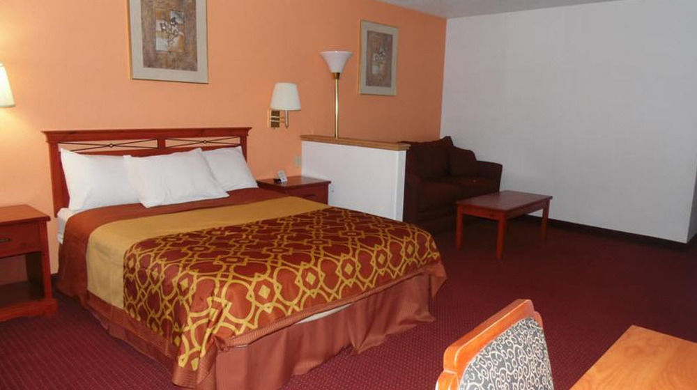 American Inn & Suites Boone Eksteriør billede
