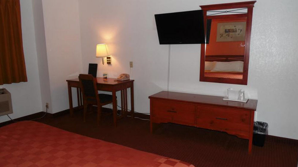 American Inn & Suites Boone Eksteriør billede